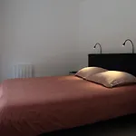 Le 42e Parallele